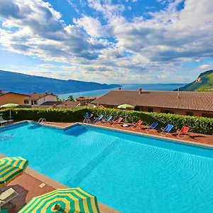 Aparthotel Primera Rompala, Gtsgroup, Tignale